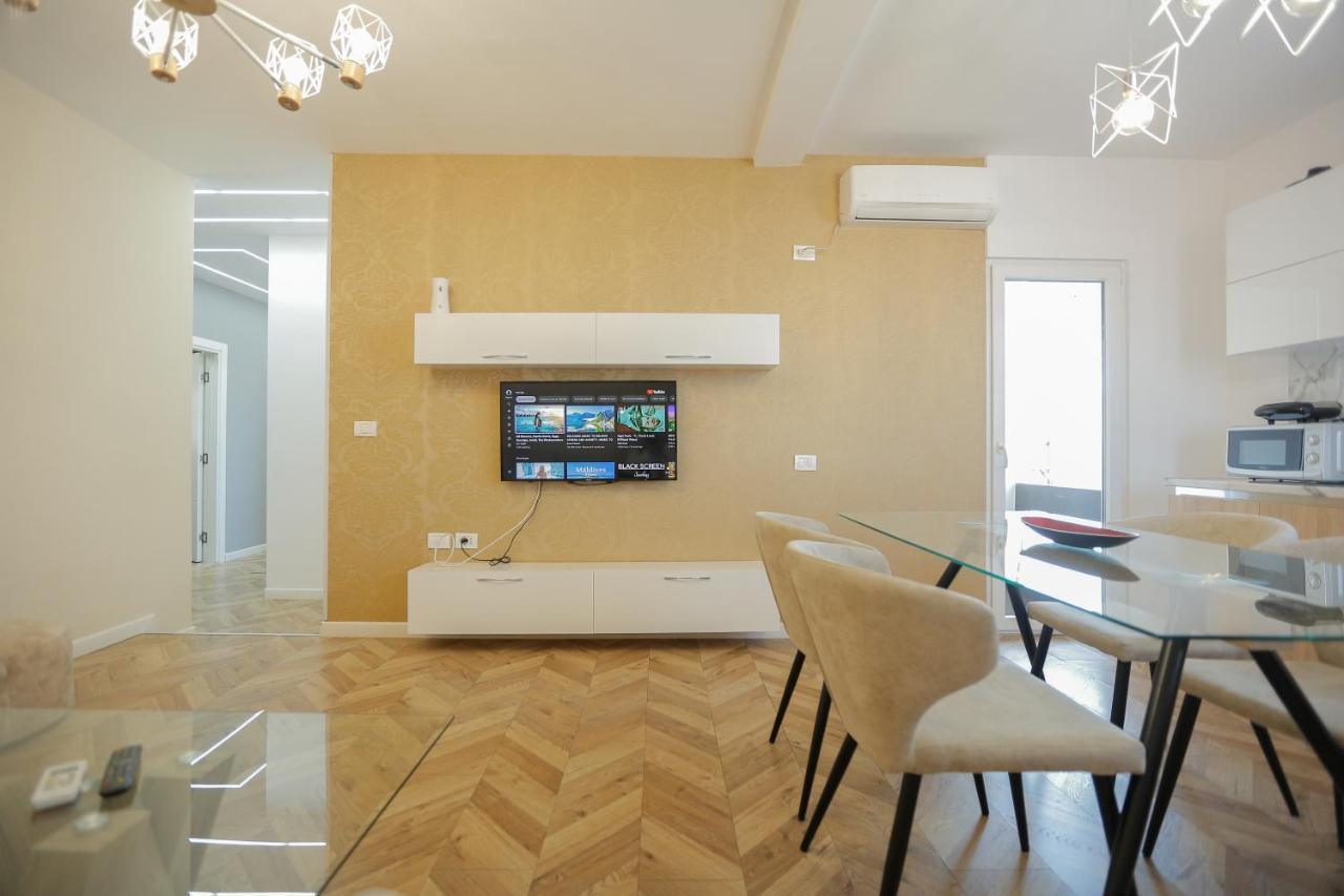 Miku Apartments-Luxury City View At Wilson Square تيرانا المظهر الخارجي الصورة