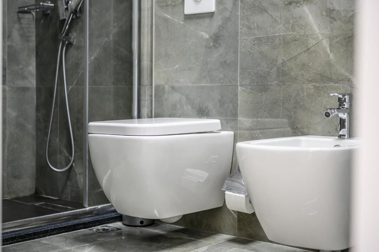 Miku Apartments-Luxury City View At Wilson Square تيرانا المظهر الخارجي الصورة