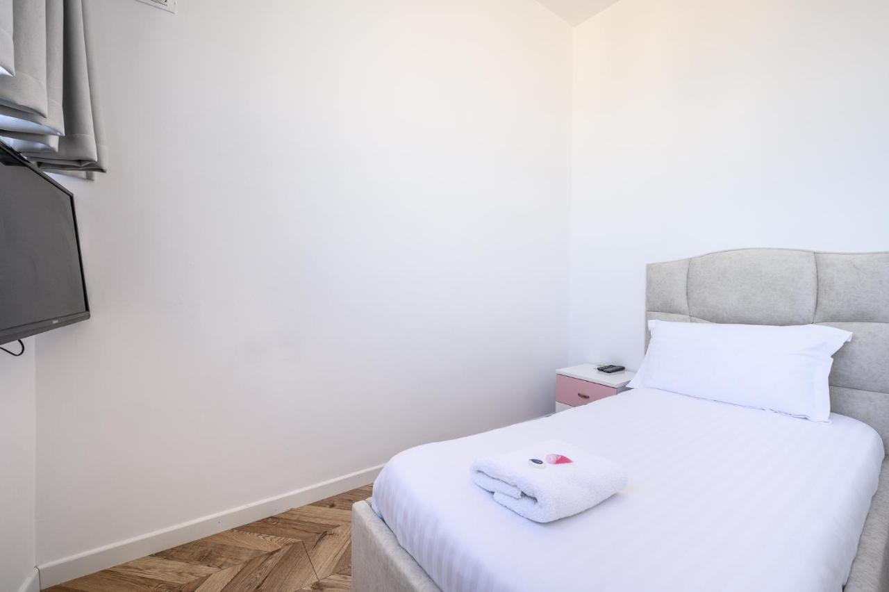 Miku Apartments-Luxury City View At Wilson Square تيرانا المظهر الخارجي الصورة