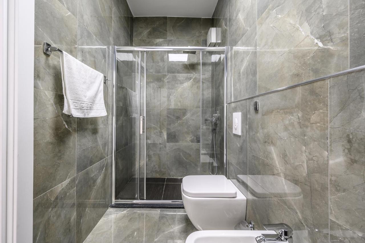 Miku Apartments-Luxury City View At Wilson Square تيرانا المظهر الخارجي الصورة