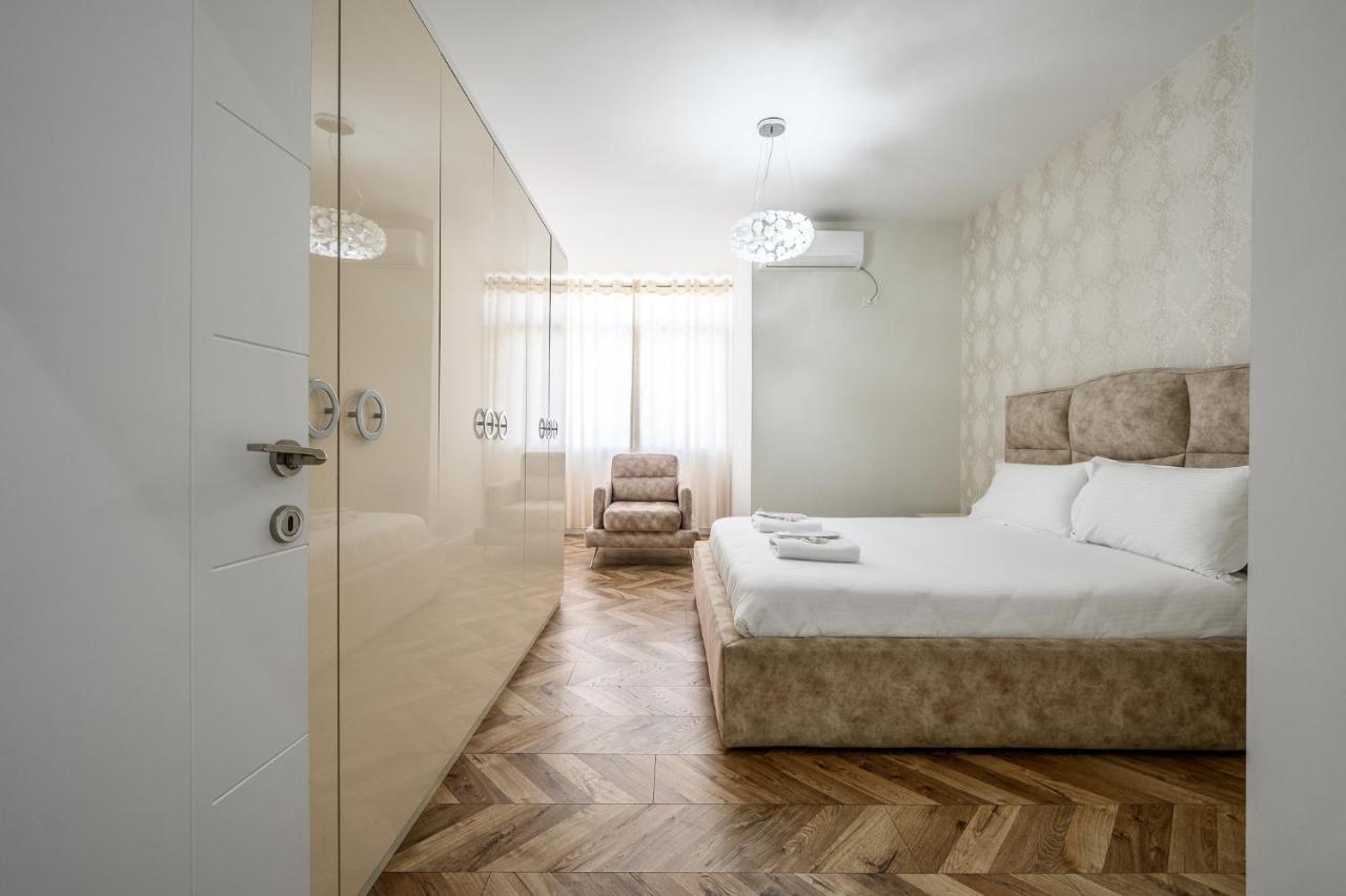 Miku Apartments-Luxury City View At Wilson Square تيرانا المظهر الخارجي الصورة