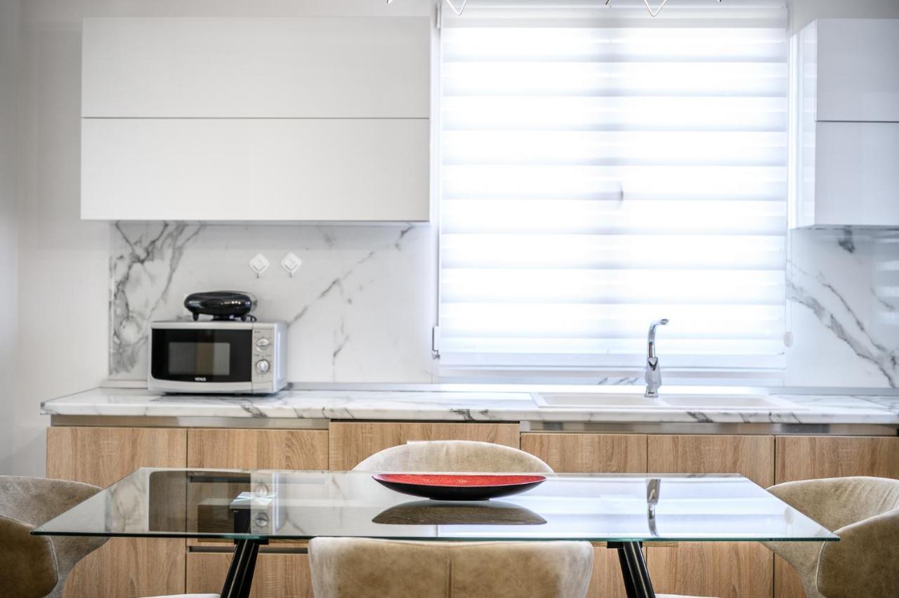 Miku Apartments-Luxury City View At Wilson Square تيرانا المظهر الخارجي الصورة